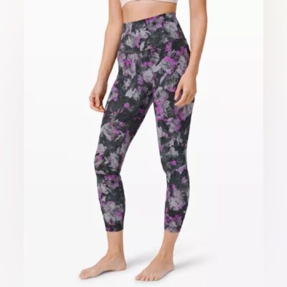 Lululemon Athletica Purple and Black Patterned Leggings - Picture 3 of 8